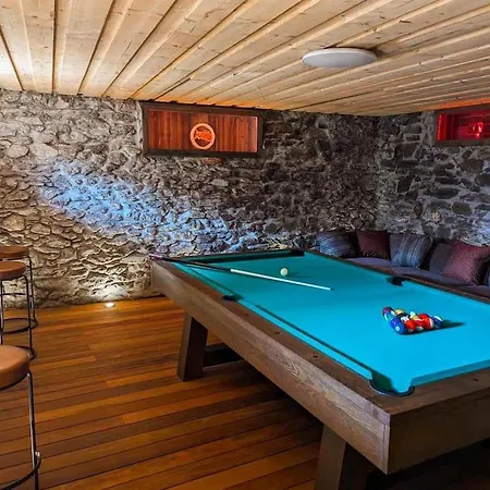 4bdr Alpine With Game And Sunny Terrace *