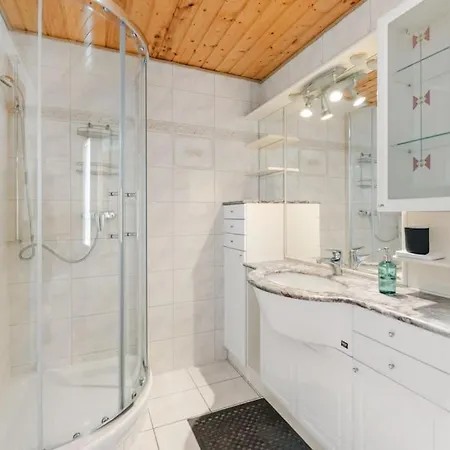 Villa 4bdr Alpine With Game And Sunny Terrace *