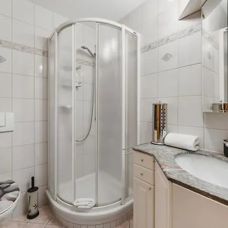 Villa 4bdr Alpine With Game And Sunny Terrace