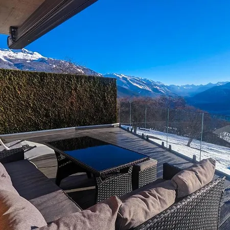 4bdr Alpine With Game And Sunny Terrace Villa *