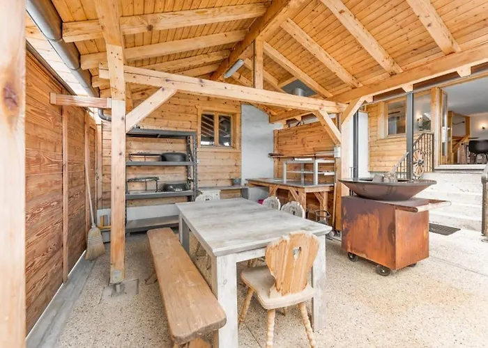 4bdr Alpine With Game And Sunny Terrace Villa *