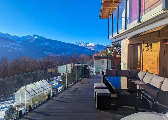 4bdr Alpine With Game And Sunny Terrace Villa *